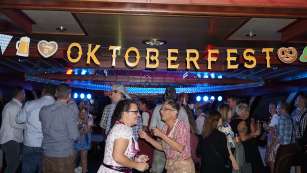 Foto 029.jpg aus dem Album Bootsparty am 22.09.2023 vergrößern