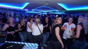 Foto 036.jpg aus dem Album Bootsparty am 23.09.2023 vergrößern