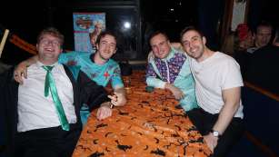 Foto 012.jpg aus dem Album Bootsparty am 27.10.2023 vergrößern