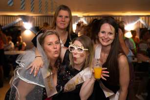 Foto 012.jpg aus dem Album Bootsparty am 28.09.2024 vergrößern